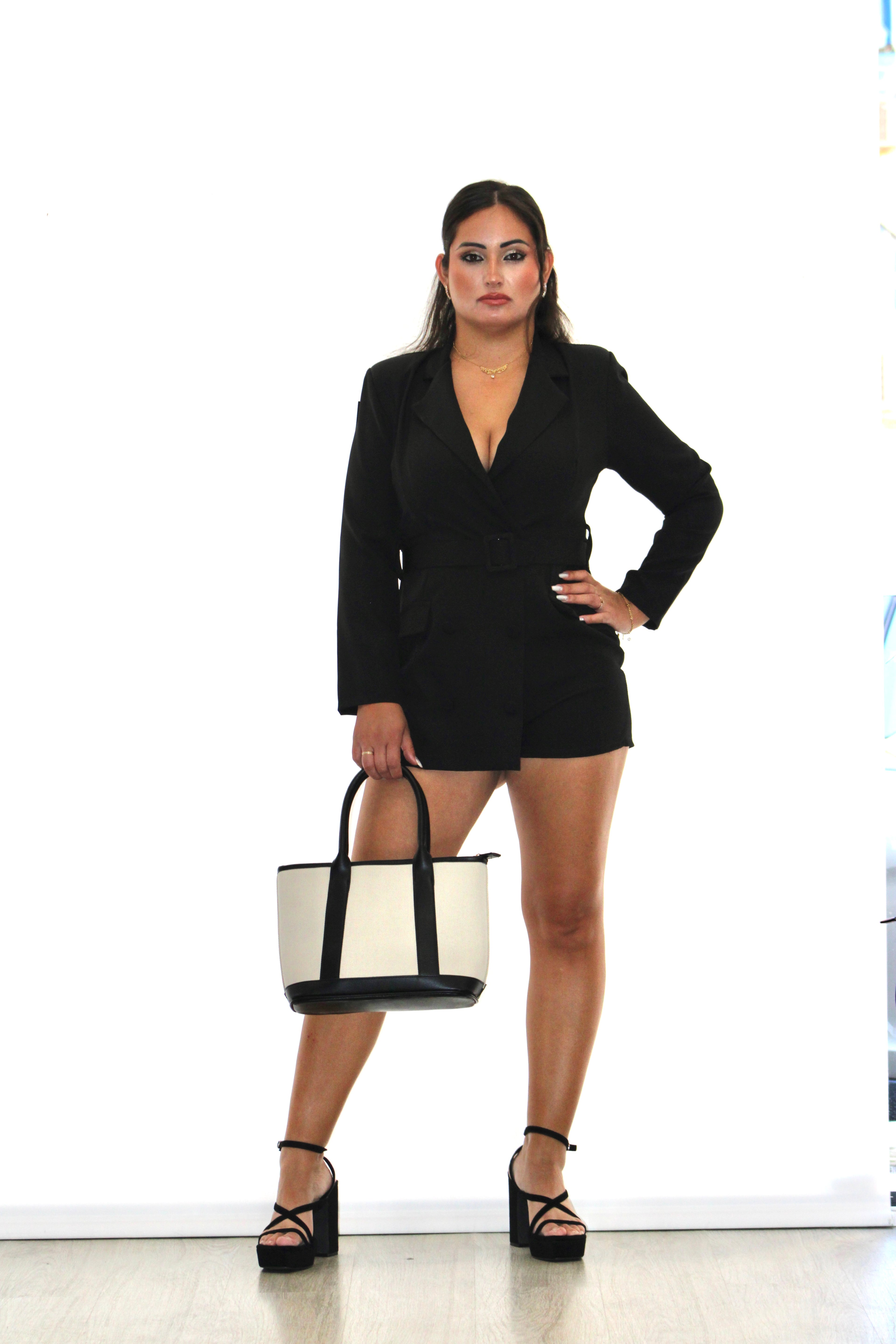 Mono Traje
