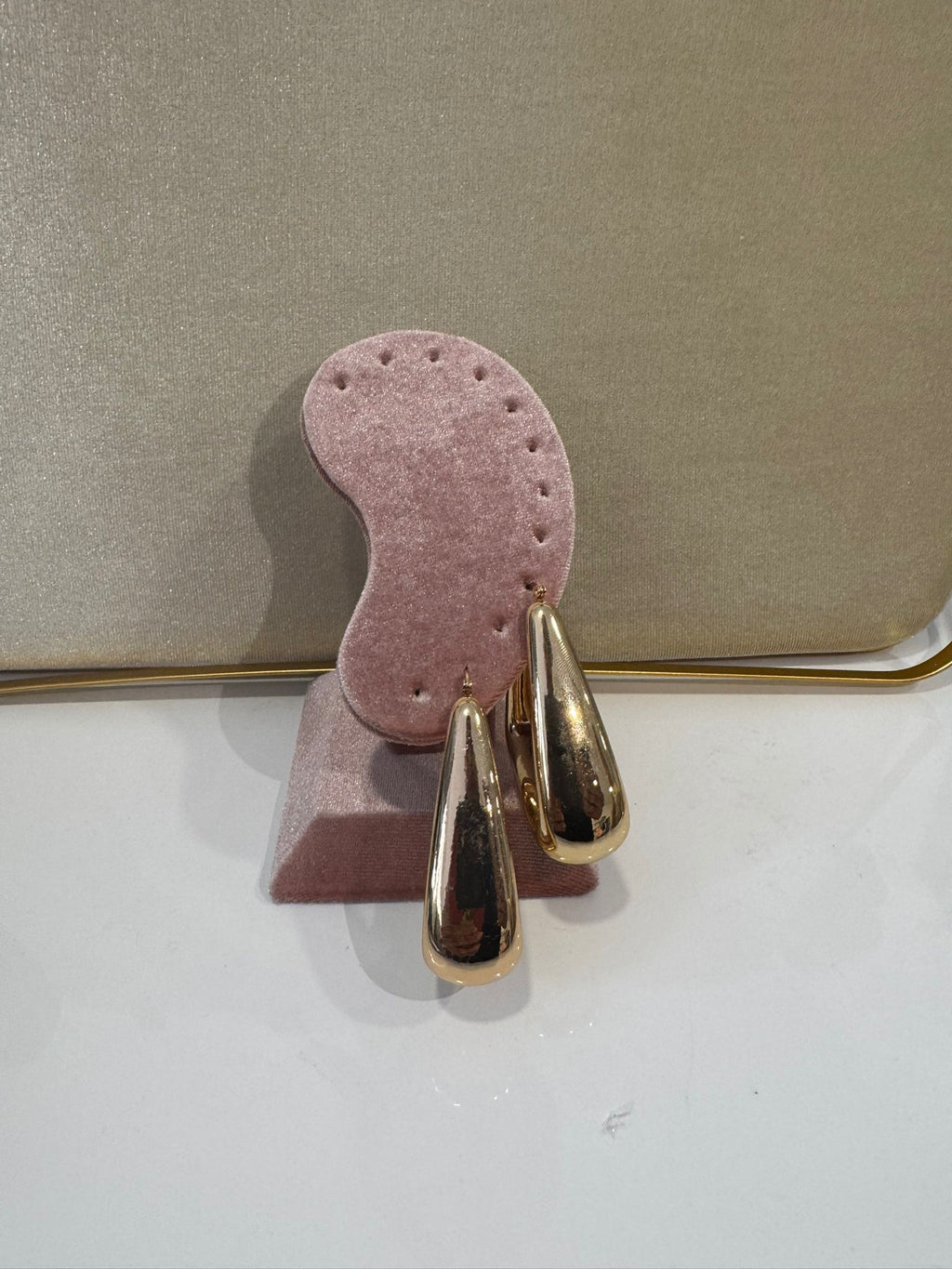 PENDIENTES NUVIA