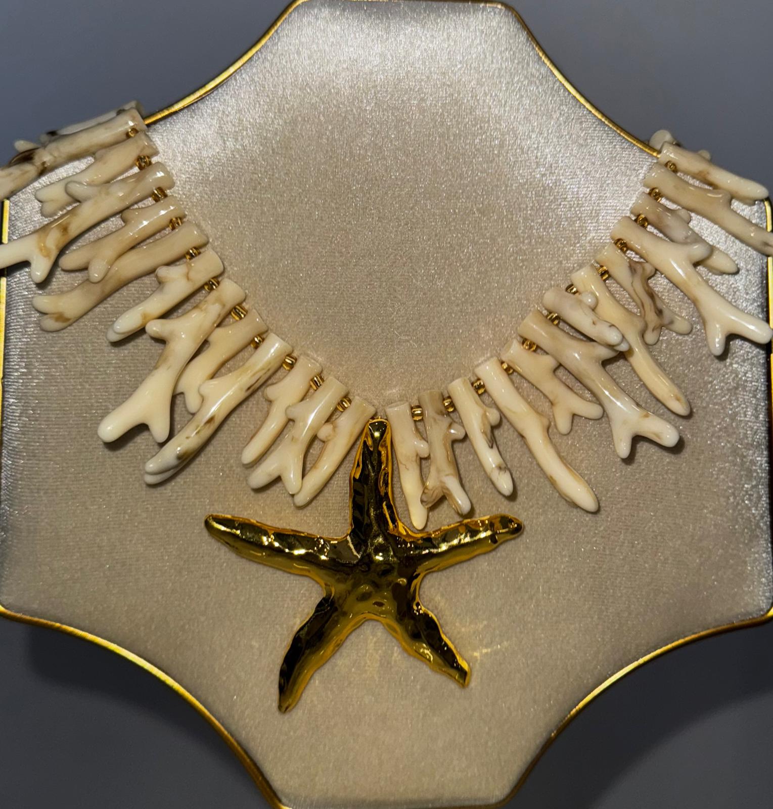 Collar Coral