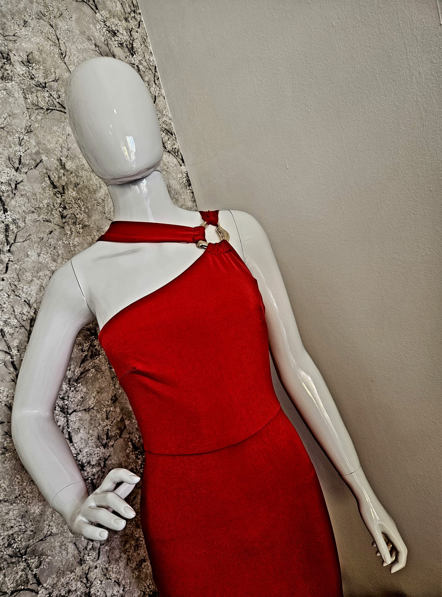 Vestido largo broche