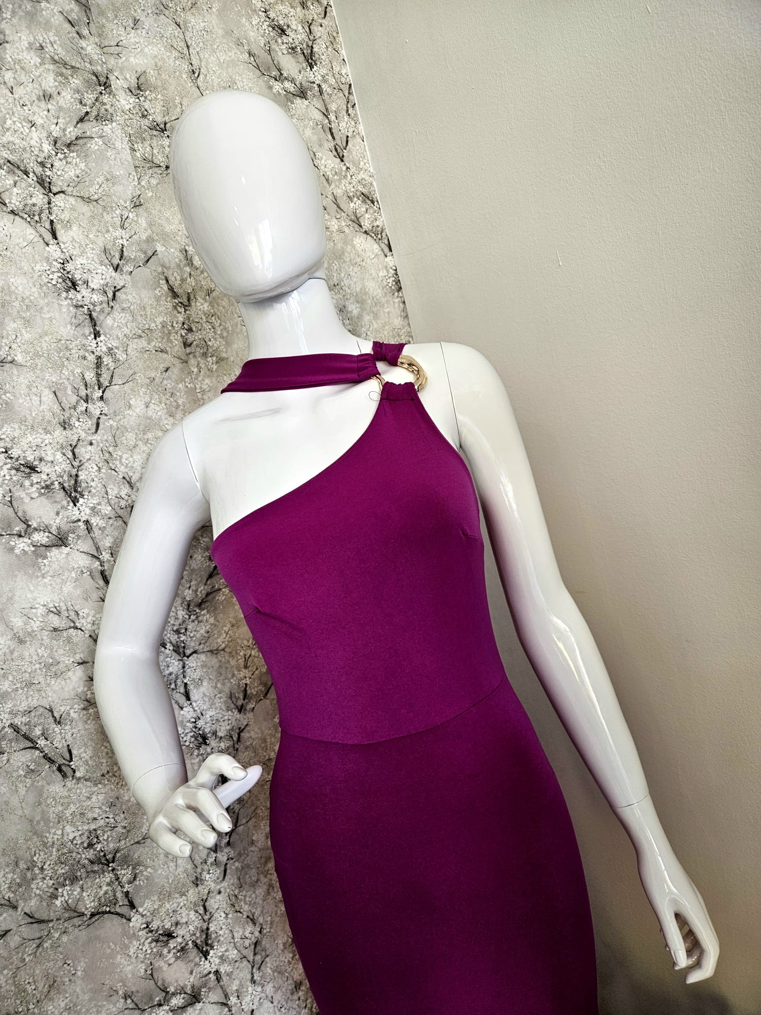 Vestido largo broche