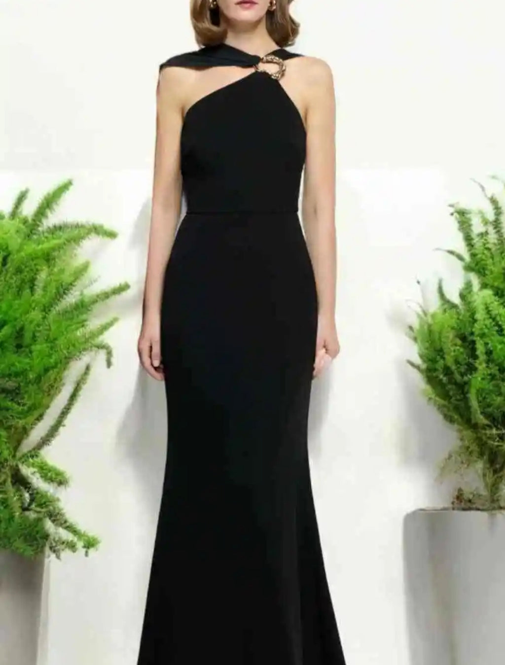 Vestido largo broche